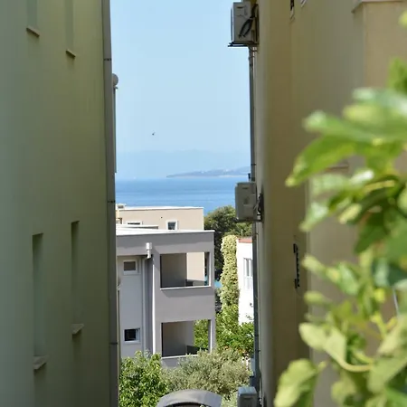 Kami Apartman Promajna